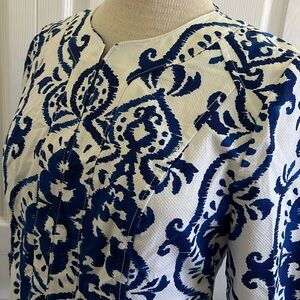 NWT Chico’s Indigo Ink Alicia Blue and White 3/4 Cuffed Sleeve Collarless Jacket